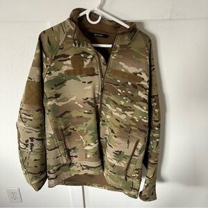 Beyond Men's XL Soft-shell A5 Rig Multicam Jacket
